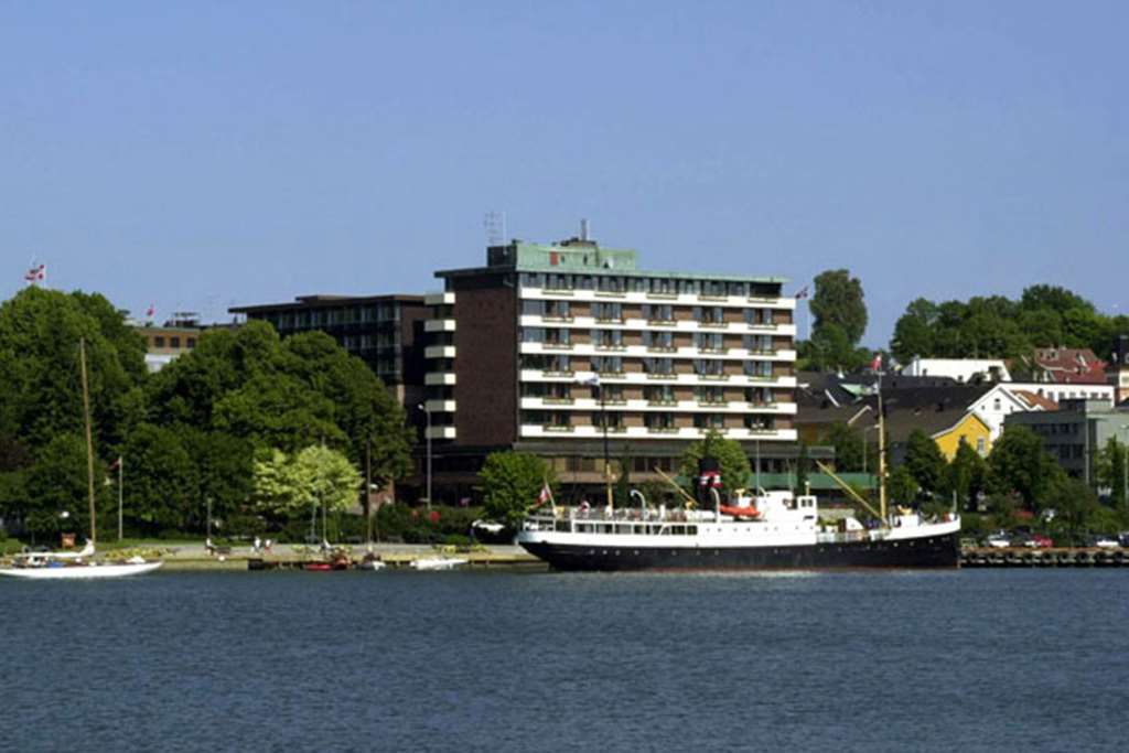 Hotel Klubben Tønsberg Buitenkant foto